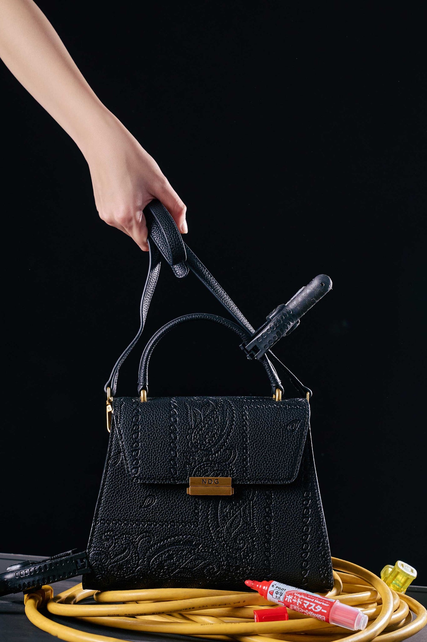 Julia Black Empreinte Paisley
