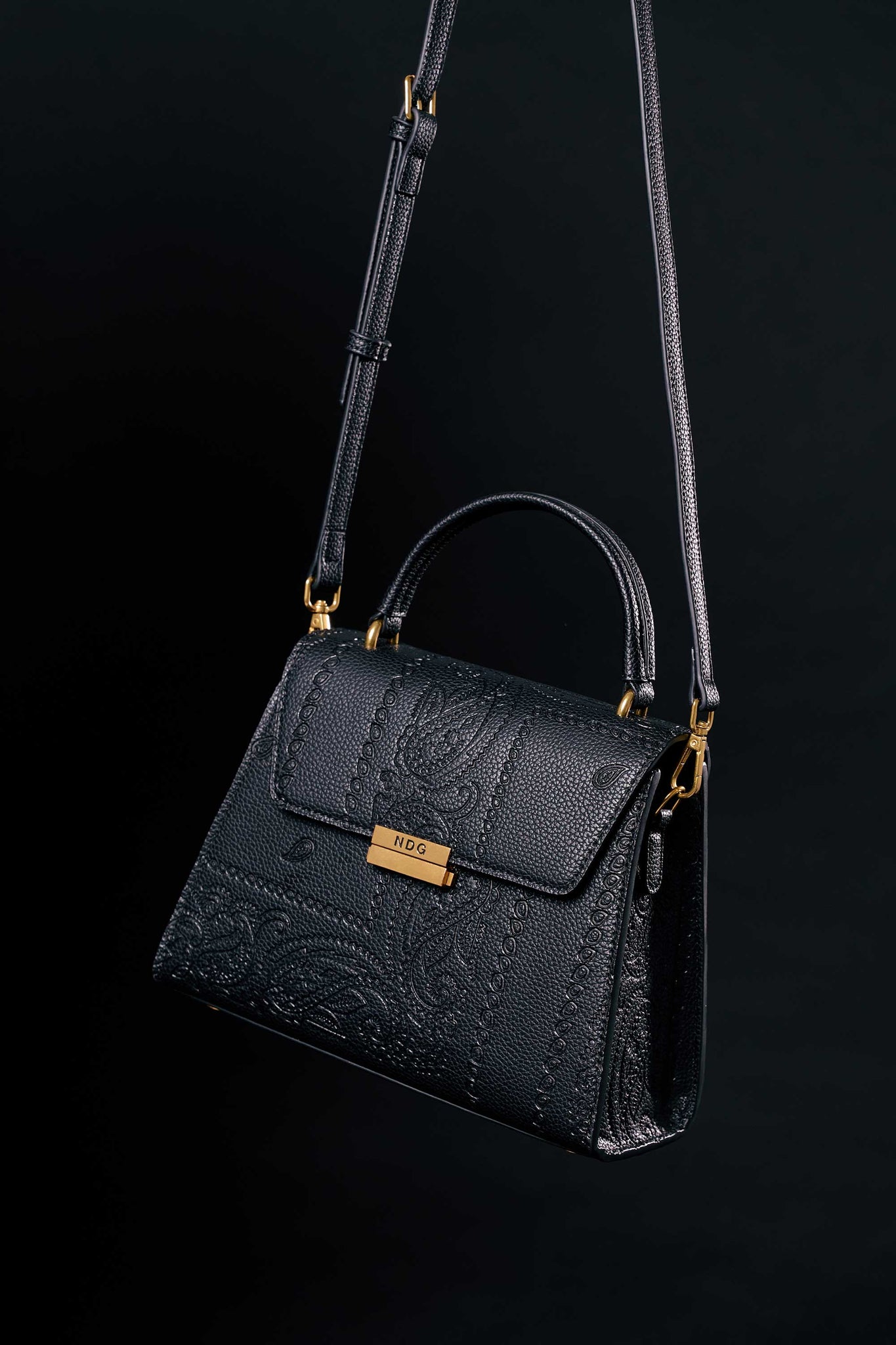Julia Black Empreinte Paisley